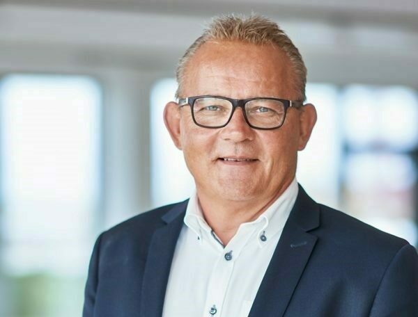 Peter i farver kontakt
